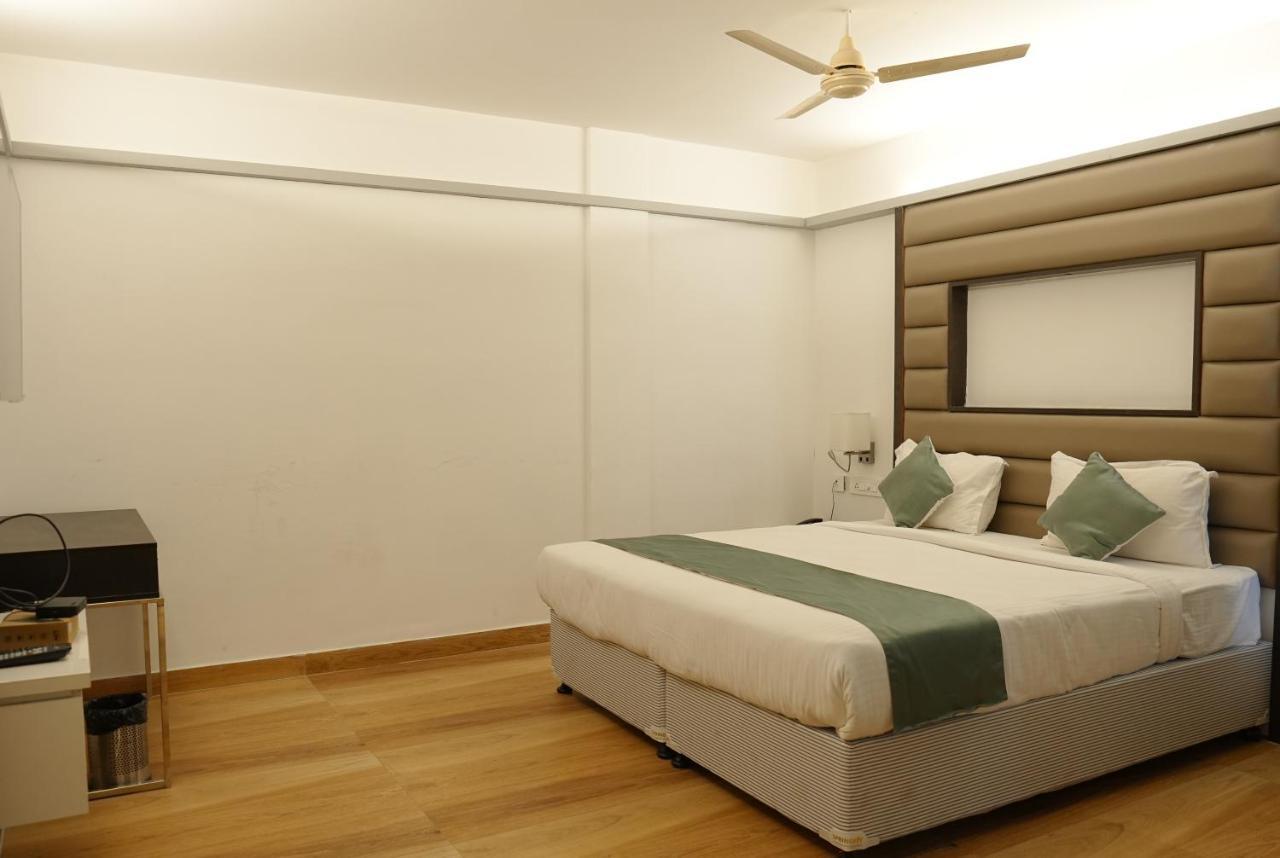 Hotel Konark Khammam Ngoại thất bức ảnh